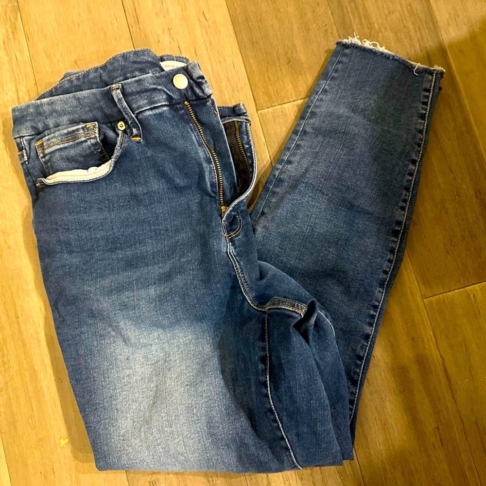 Good American Always Fit Skinny Jeans